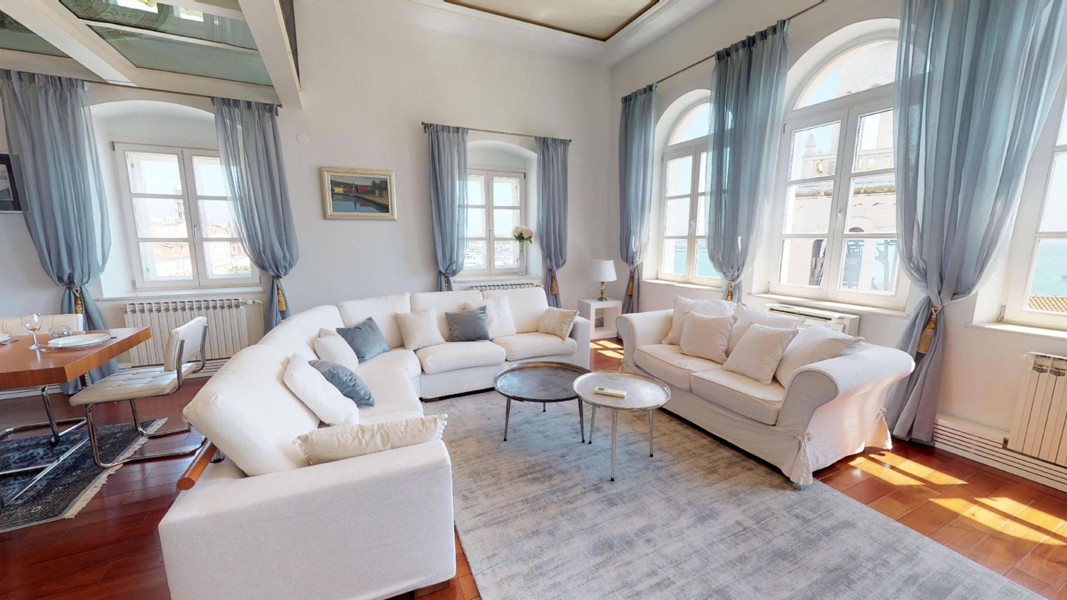 Apartment | Living room