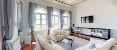 Apartment | Wohnzimmer | Flachbildfernseher