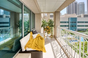 Terrace/patio - Radiant Urban Retreat with Iconic Burj Khalifa Vws (Dubai)