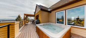 Stunning Bend Home on the Hill W/ Private Hot Tub, City Views, & Game Room