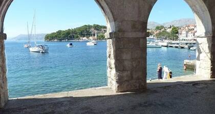 Beach Front Villa a Stone Throw Away From the sea