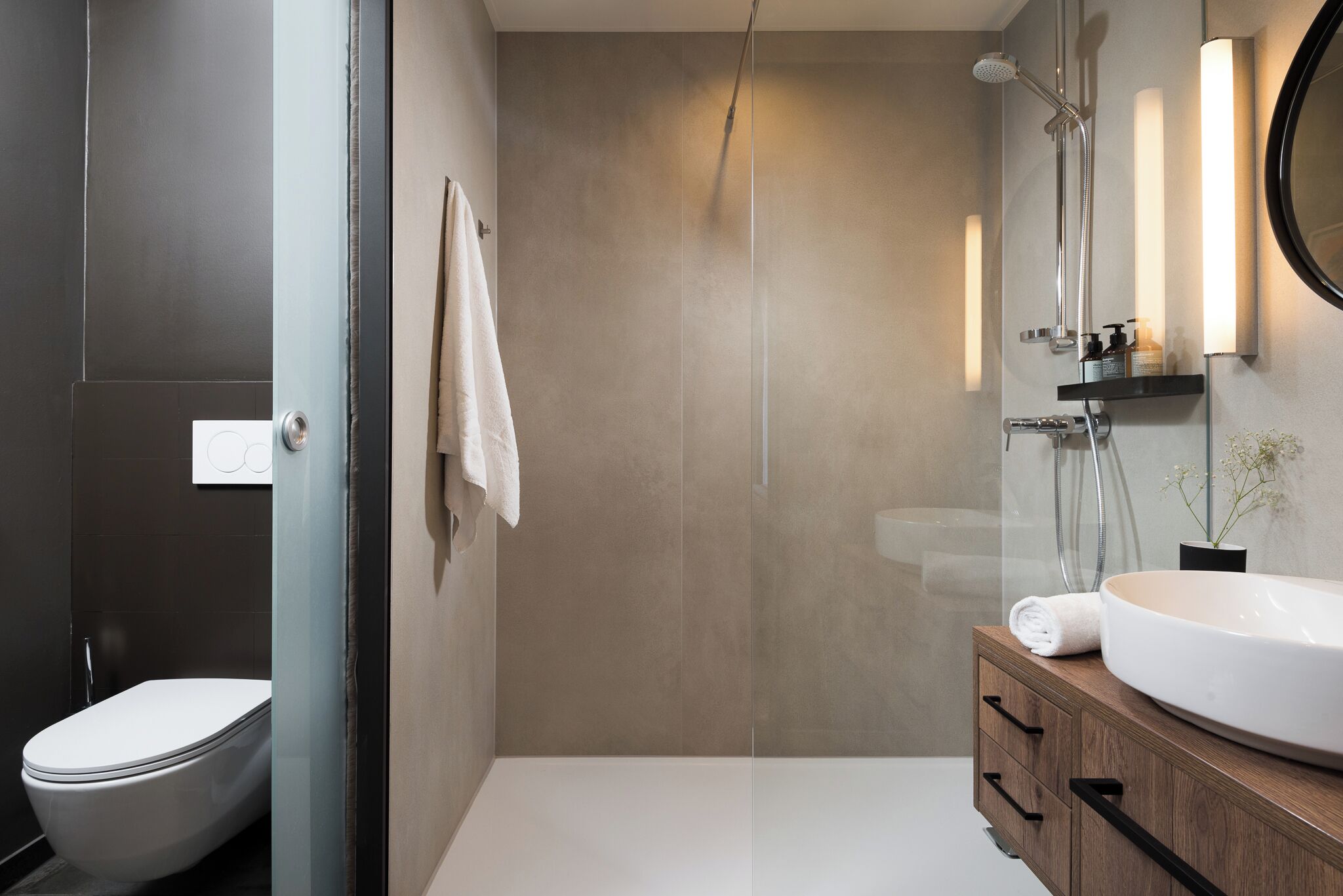 Estudio | Baño | Regadera, amenidades de baño gratuitas, secadora de cabello 