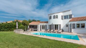 Piscine extérieure, piscine chauffée