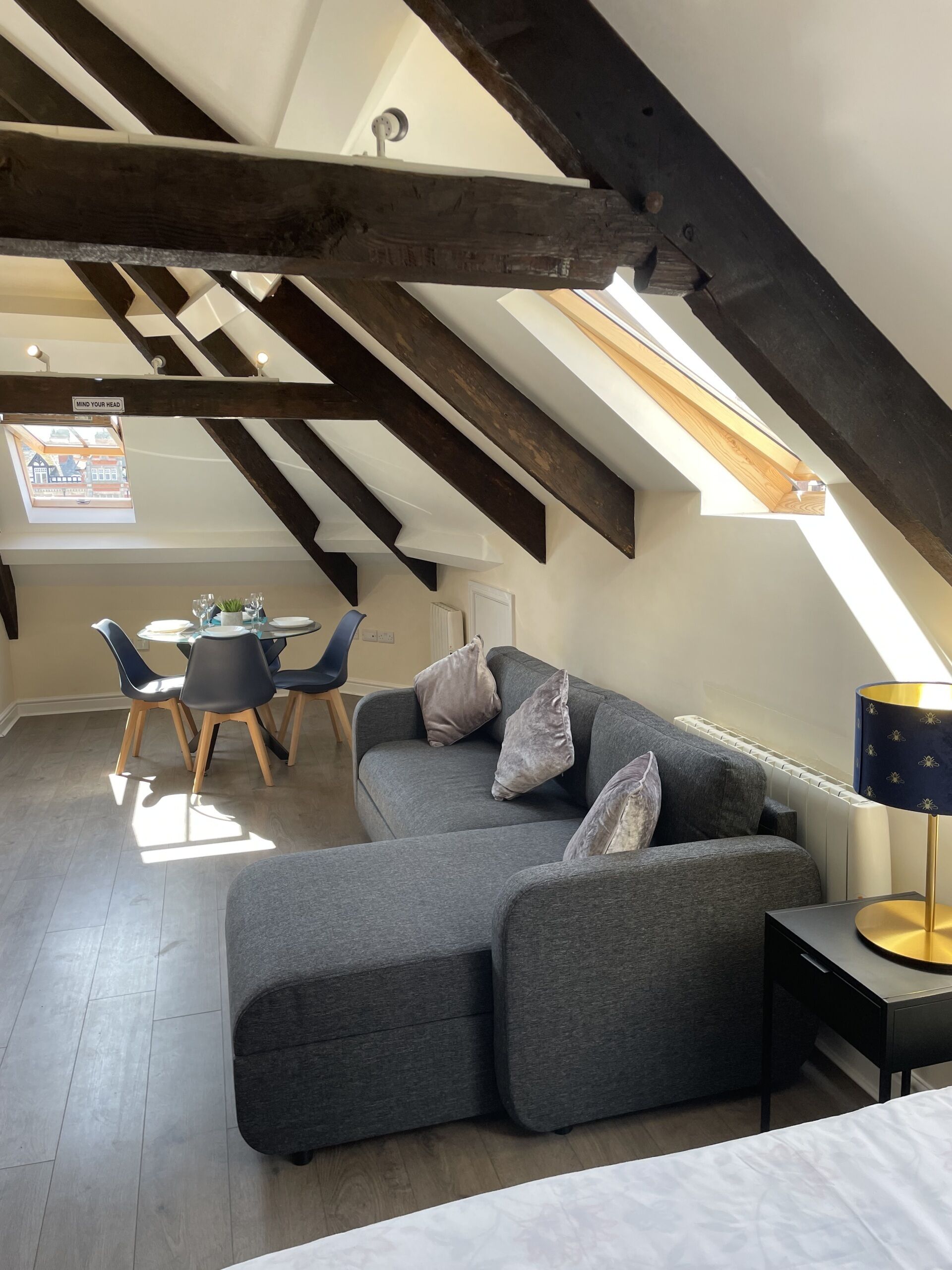 Luxe studio, en-suite badkamer, uitzicht op haven (Penthouse) | Lounge