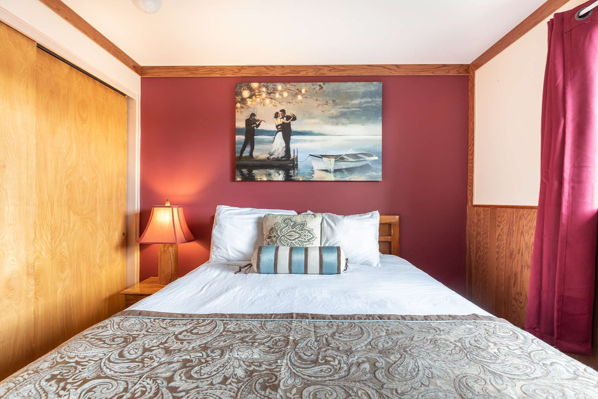 1 間睡房、書桌、熨斗/熨衫板、Wi-Fi