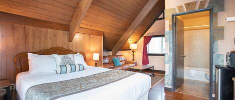 1 habitación, escritorio, tabla de planchar con plancha y wifi