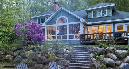 Private, Spacious, Sunny Retreat on the Ridge