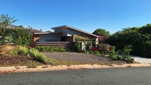 Unclassified image, 2 of 21, button - New Serene 4 bedroom home (Kambah)