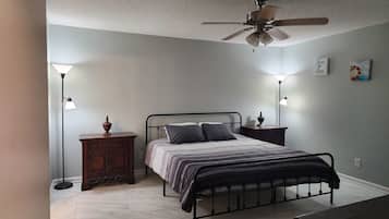 3 bedrooms, iron/ironing board, WiFi, bed sheets