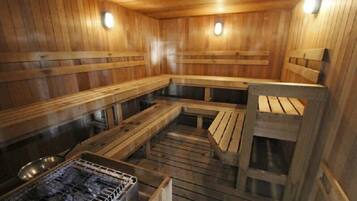 Kondominium (Enjoy a Winter Weekend Getaway in the) | Spa