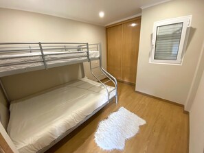 4 bedrooms, WiFi - Moradai V3 Troia Condominio Fechado (Carvalhal)