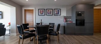 Bayview Downings - Luxury 3 Bedroom Grd Floor Apt