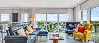 Bayview Downings - Luxury 4 Bedroom Villa