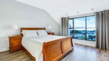 4 Schlafzimmer, Bügeleisen/Bügelbrett, Reisekinderbett, kostenloses WLAN