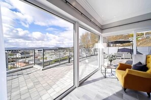Interior - The View, Downings - Luxury House (Downings)