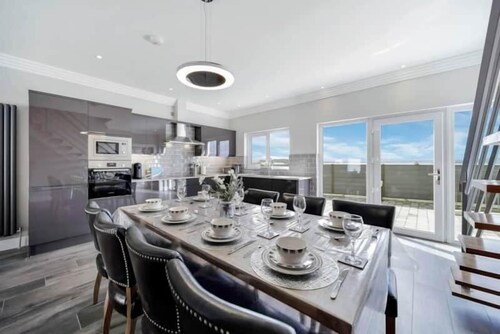 The View, Downings - Luxury House