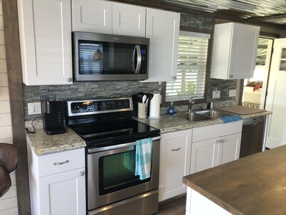 Ocean City - Montego Bay -  Beautiful comfort. Summer and off season rentals