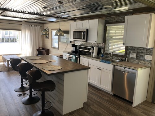 Ocean City - Montego Bay -  Beautiful comfort. Summer and off season rentals