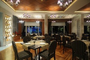 Dining - Gold Island Selected (Alanya)