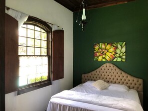 2 bedrooms, iron/ironing board, WiFi, bed sheets - Seasonal House - Petrópolis RJ (RJ)