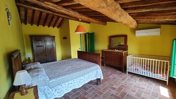 2 Schlafzimmer, Bügeleisen/Bügelbrett, kostenloses WLAN, Bettwäsche