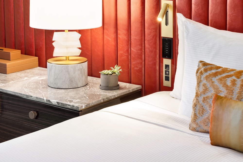 Fairmont Banff Springs by null