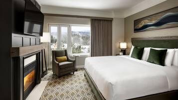 Värdeförvaringsskåp på rummet och arbetsyta för laptop