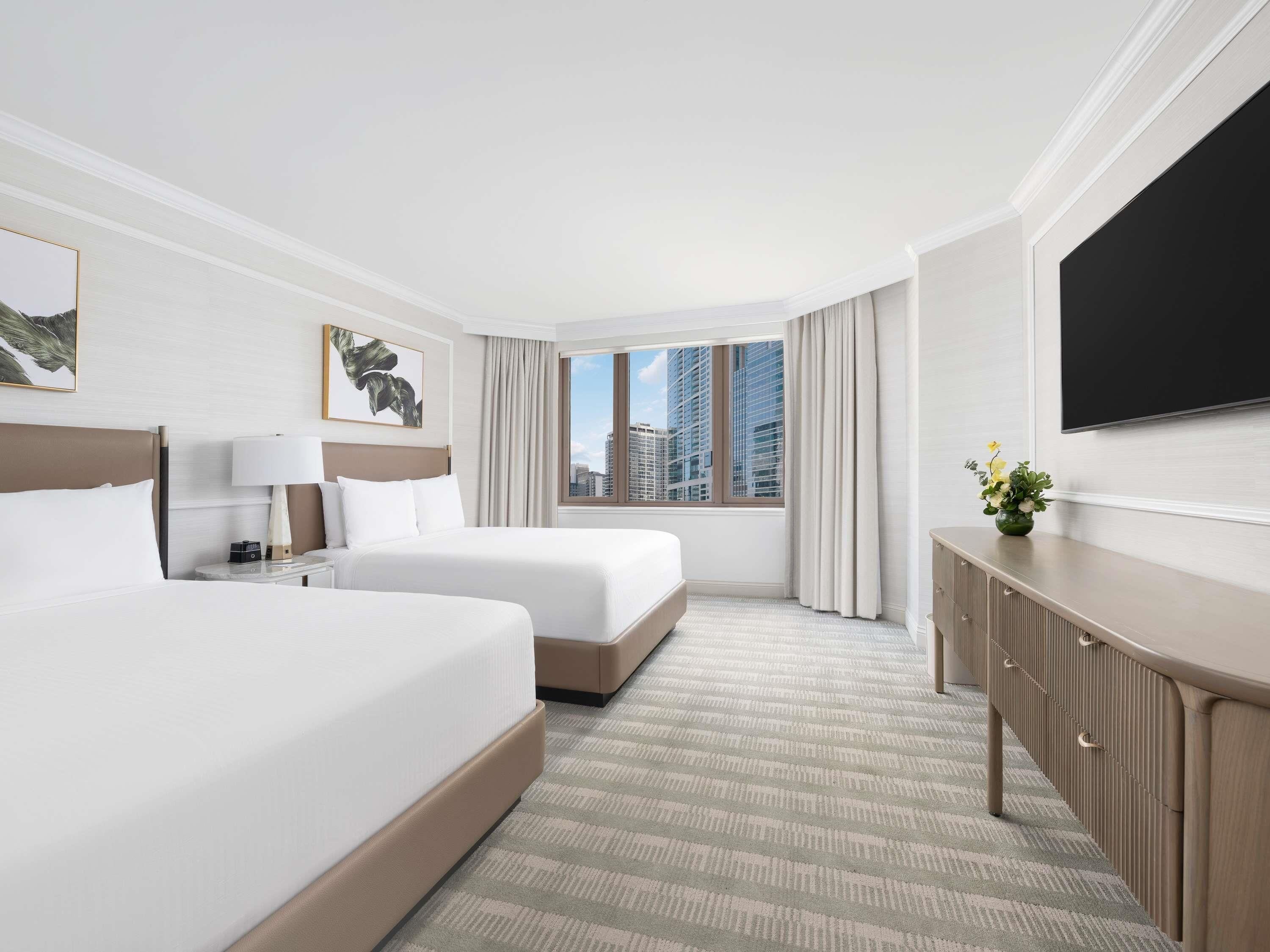 Fairmont Gold, Room, 2 Katil Ratu (Queen), City View | Peralatan tempat tidur premium, gebar bulu kapas, tilam berlapik 