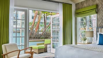 In-room safe, desk, laptop workspace, iron/ironing board