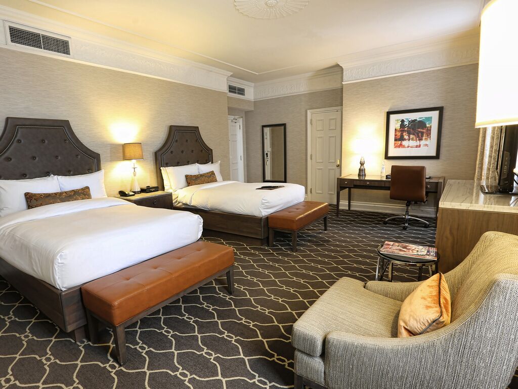 fairmont gold, junior suite, 2 queen beds, non smoking, concierge service | hypo-allergenic bedding, down duvets, minibar, in-room safe