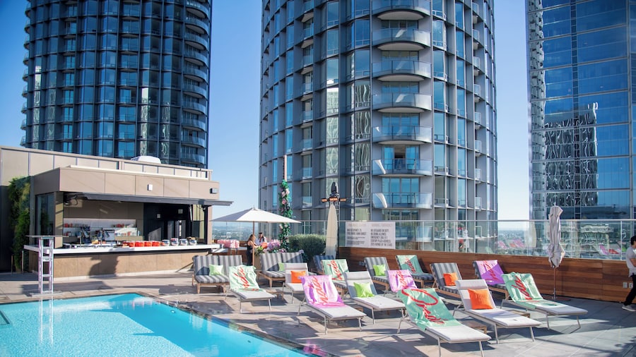 Fairmont Century Plaza Gold Experience
