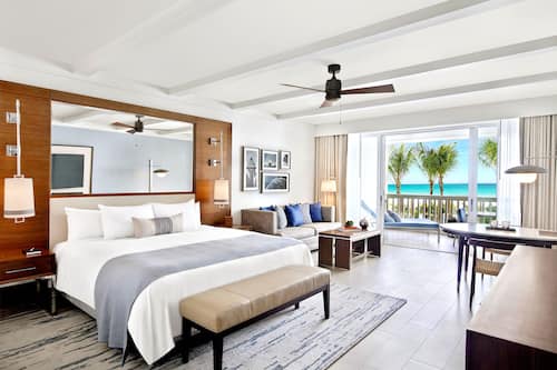 Villa, 1 King Bed, Balcony, Ocean View | Premium bedding, in-room safe, desk, laptop workspace