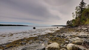 På stranden og strandhåndklær