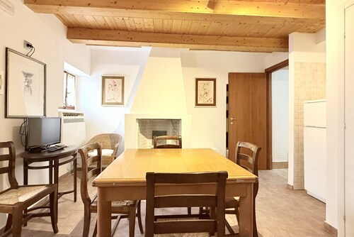 S231 - Sirolo, delightful apartment in the center 