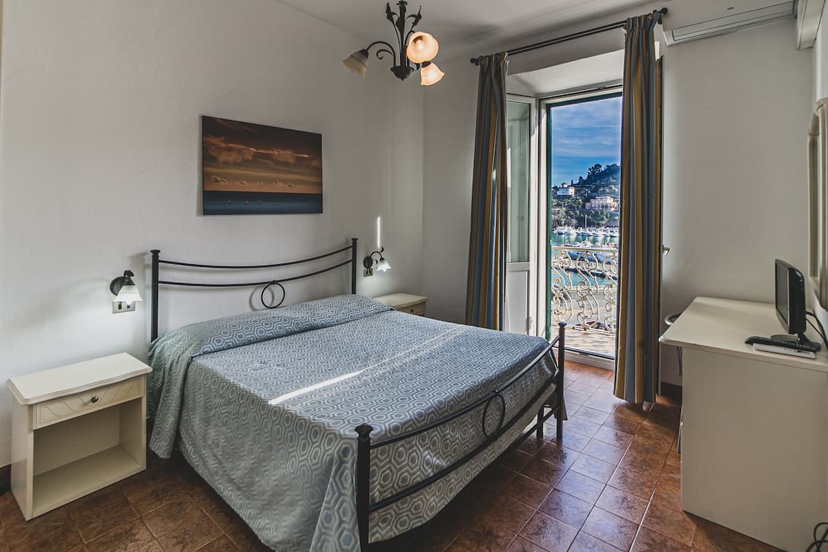 Habitació doble estàndard, amb bany privat, vistes al mar (MATRIMONIALE VISTA MARE) | 1 dormitori 