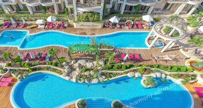 Harmony Suites Saint Vlas