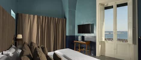 Junior Suite, Sea View | Water view