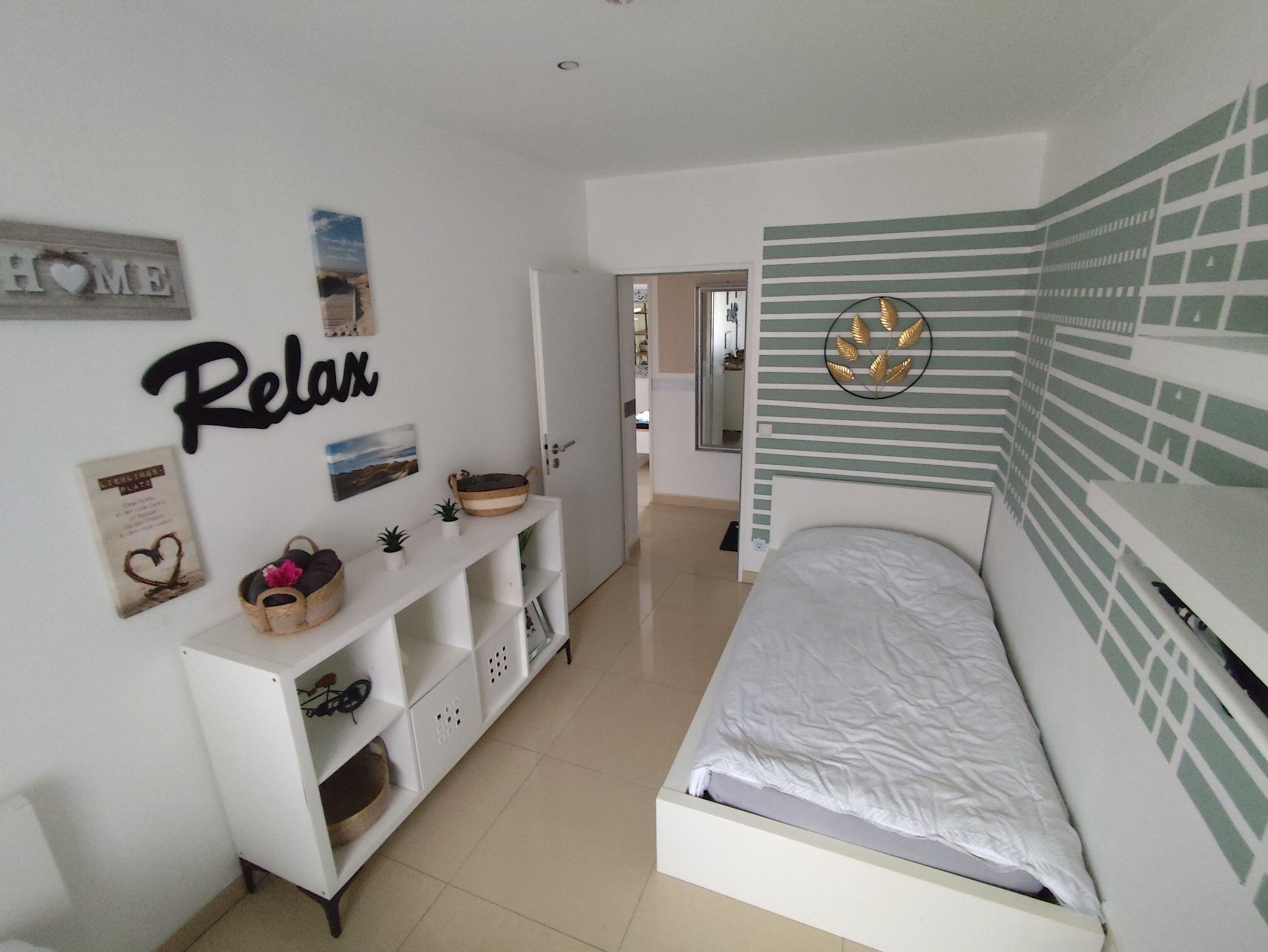 3 habitaciones, tabla de planchar con plancha y wifi gratis 