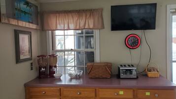 Café da manhã self-service grátis todos os dias