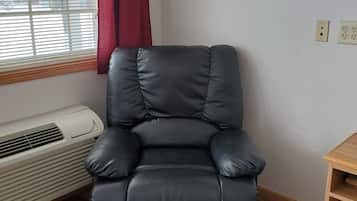 Comfort-Zimmer, 2 Queen-Betten | Daunenbettdecken, Schreibtisch, Bügeleisen/Bügelbrett