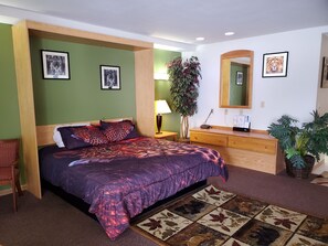 Romantic Room, 1 King Bed, Jetted Tub | Down comforters, desk, iron/ironing board, free rollaway beds - Bryan Inn (Bryan)