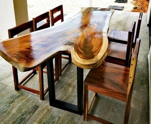 Outdoor dining - New Beachside Studio With Pool (Playa Avellanas)