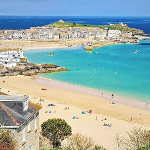 Beach nearby - Trestenor Cottage St Ives town. Cosy Cottage. (St.Ives)
