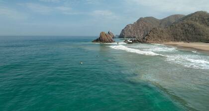 Beach Accommodation in organic garden. in the middle of Nature. Secret surf spot