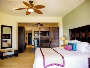 1 habitación, tabla de planchar con plancha y cuna de viaje 