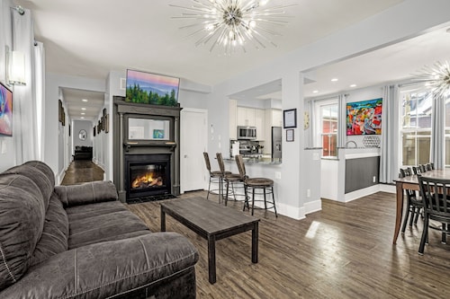 The Williams House - 7 Schlafzimmer im Zentrum von Breckenridge, nahe Gondel