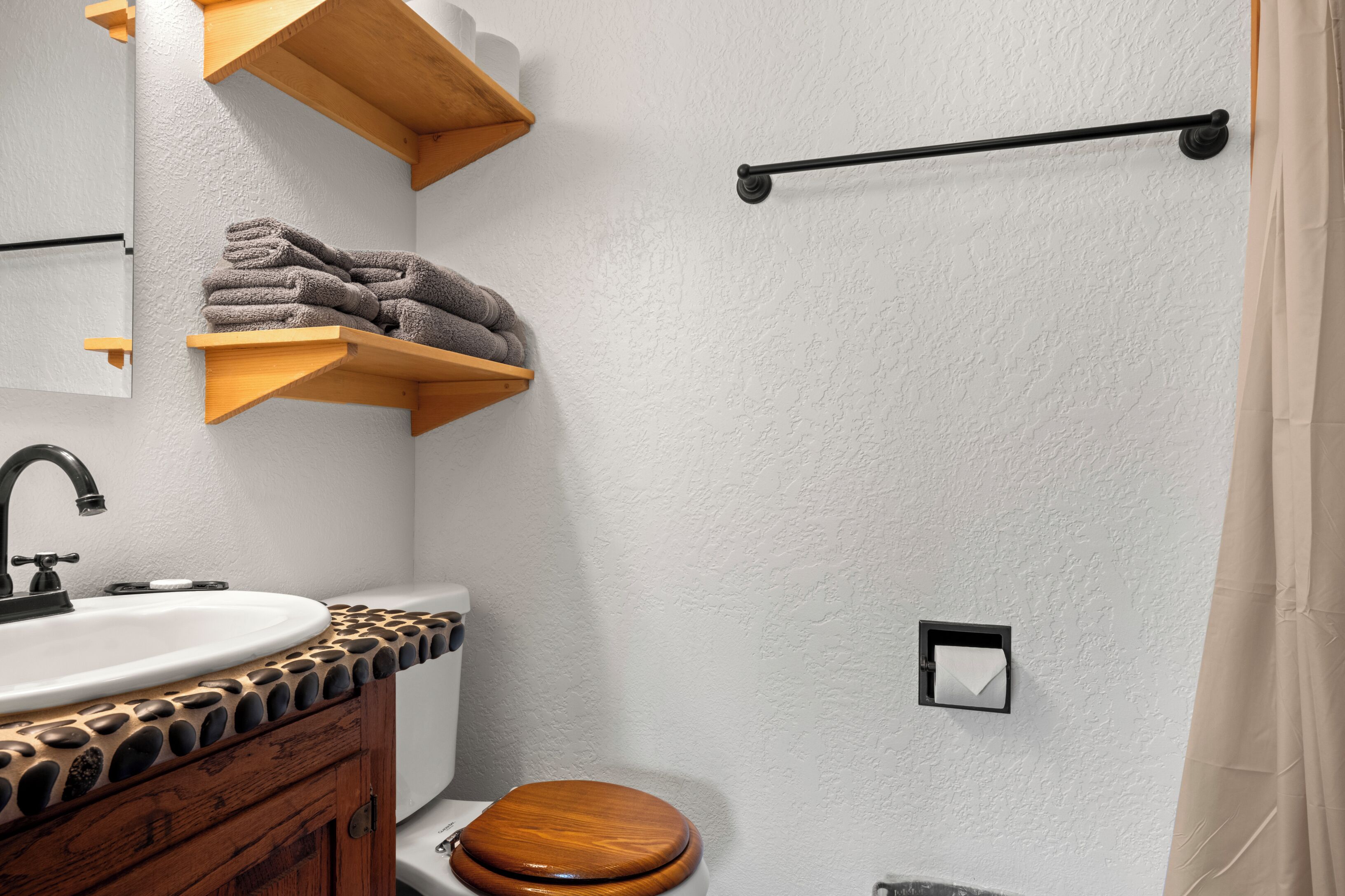Hair dryer, towels
