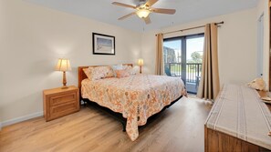 2 habitaciones, escritorio, tabla de planchar con plancha y wifi 