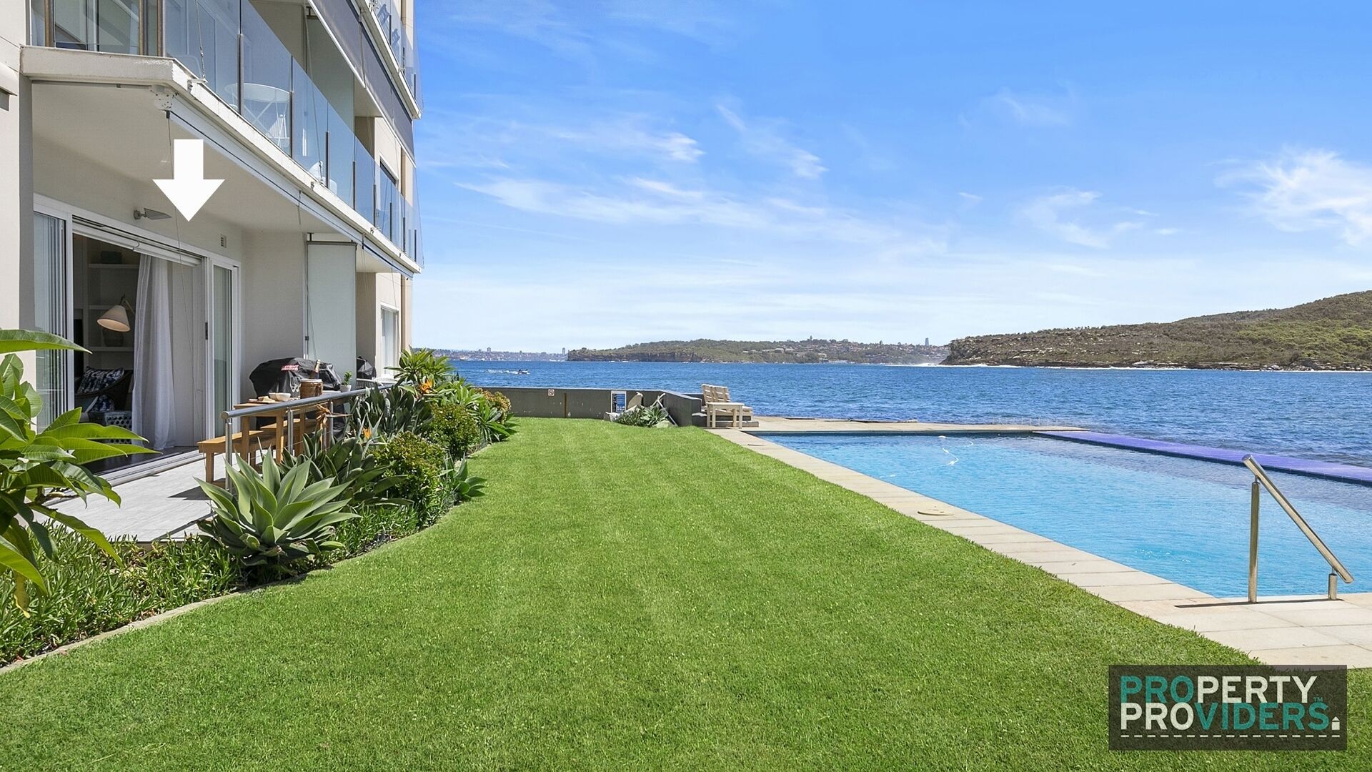 Manly Harbourside Executive Apartment — image 14