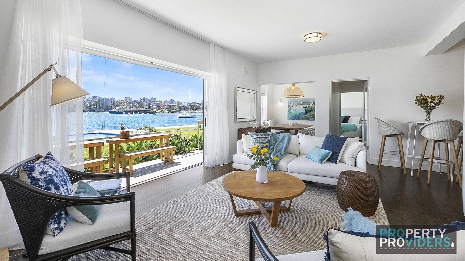 Manly Harbourside Executive Apartment — image 16